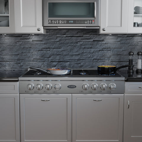 48 in Gas Range-Top with 8 Sealed Italian Burners and Stainless-Steel Stovetop Knobs.